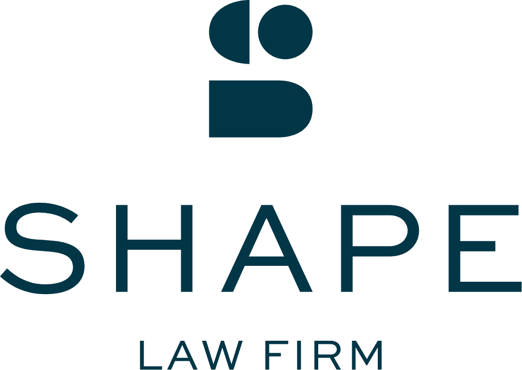 Logo complet avec nom de l'entreprise Shape Law Firm.
